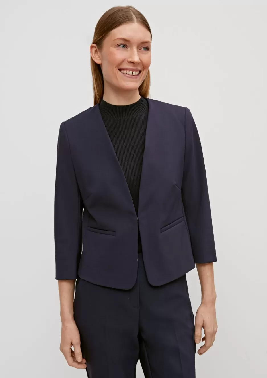 Comma Blazer mit kurzem Schnitt< Blazer