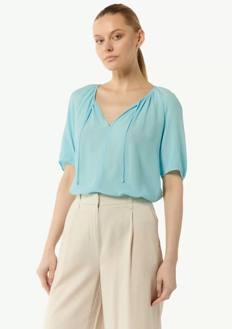 Comma Crêpe-Bluse mit voluminösen Ärmeln und Raffung< Blusen