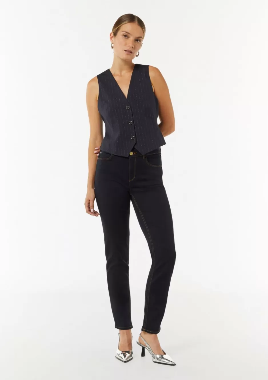 Comma Elastische Slim-Leg-Jeans mit dunkler Waschung< Jeans | Season Specials