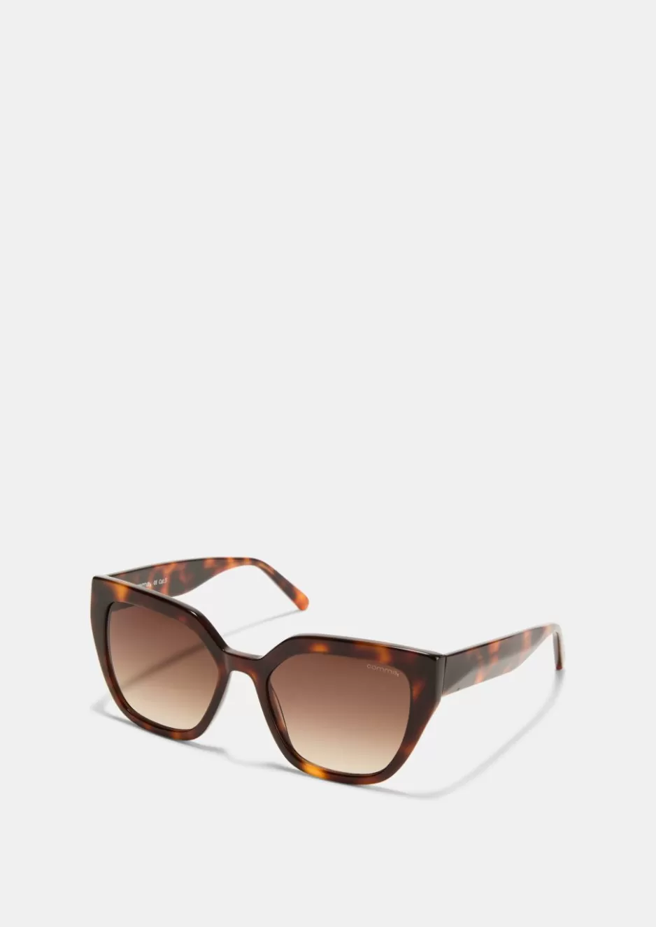 Comma Sonnenbrille mit dunkler Tönung< Accessoires